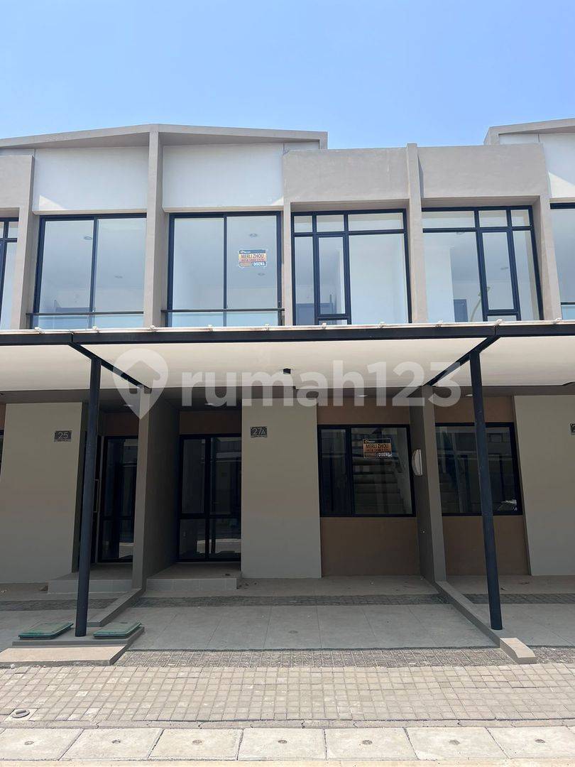 Modern House in PIK 2 Premium Residential Area