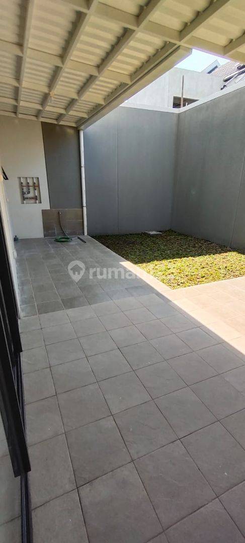 2-Story House in Kota Baru Parahyangan, Fully Tiled, Spacious