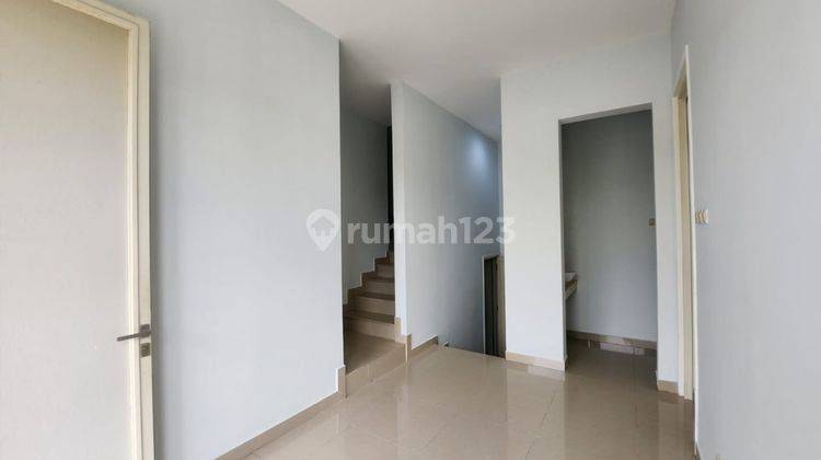 2-Story House in Banyumanik with 3 Bedrooms, Near City Center