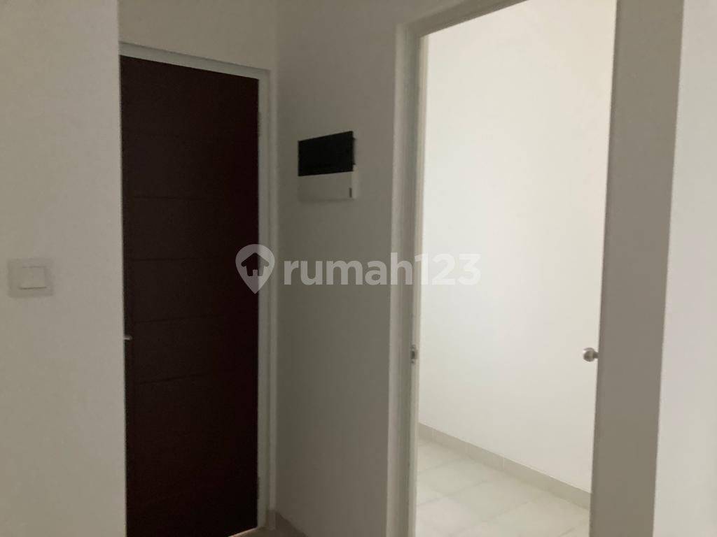 Strategic Location Near Jakarta, Comfortable Cluster Housing