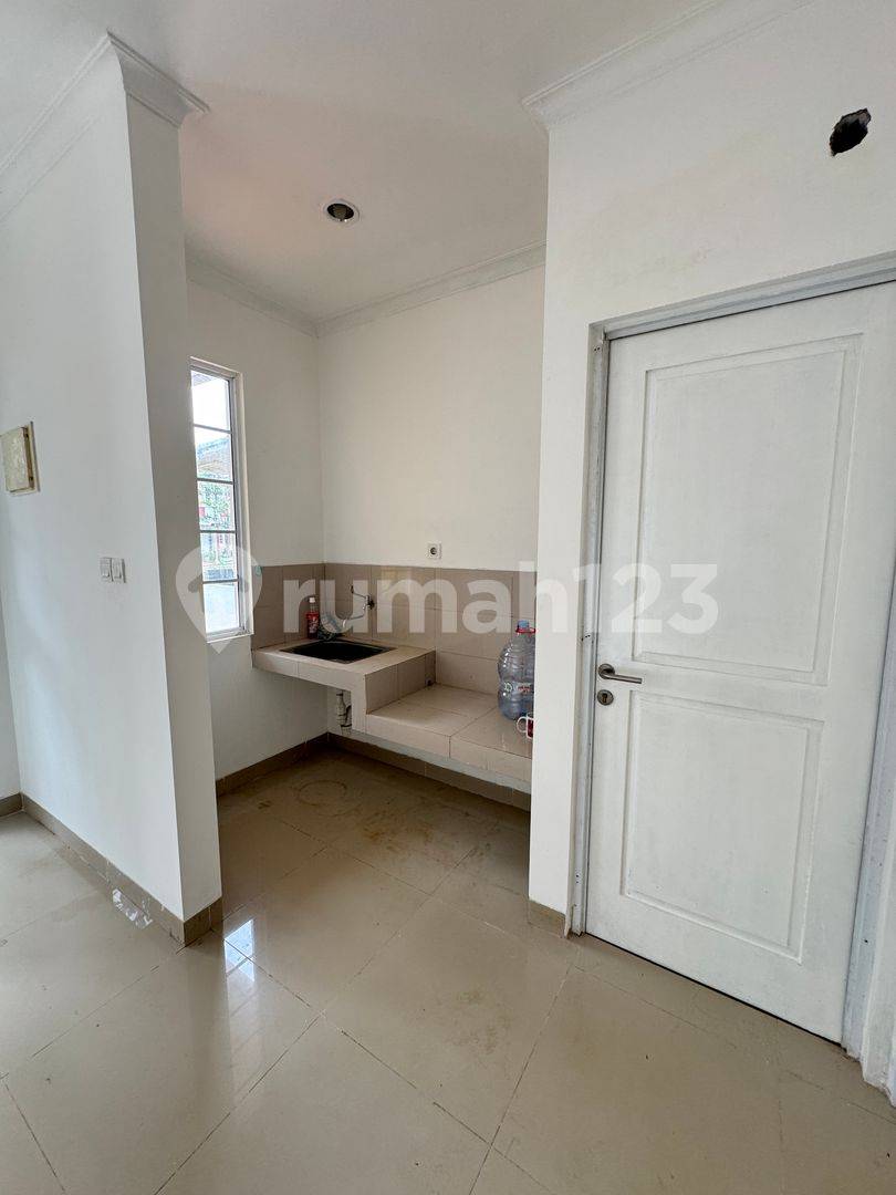 2-Story House in Malibu Village, Paramount Serpong - Ready to Move In
