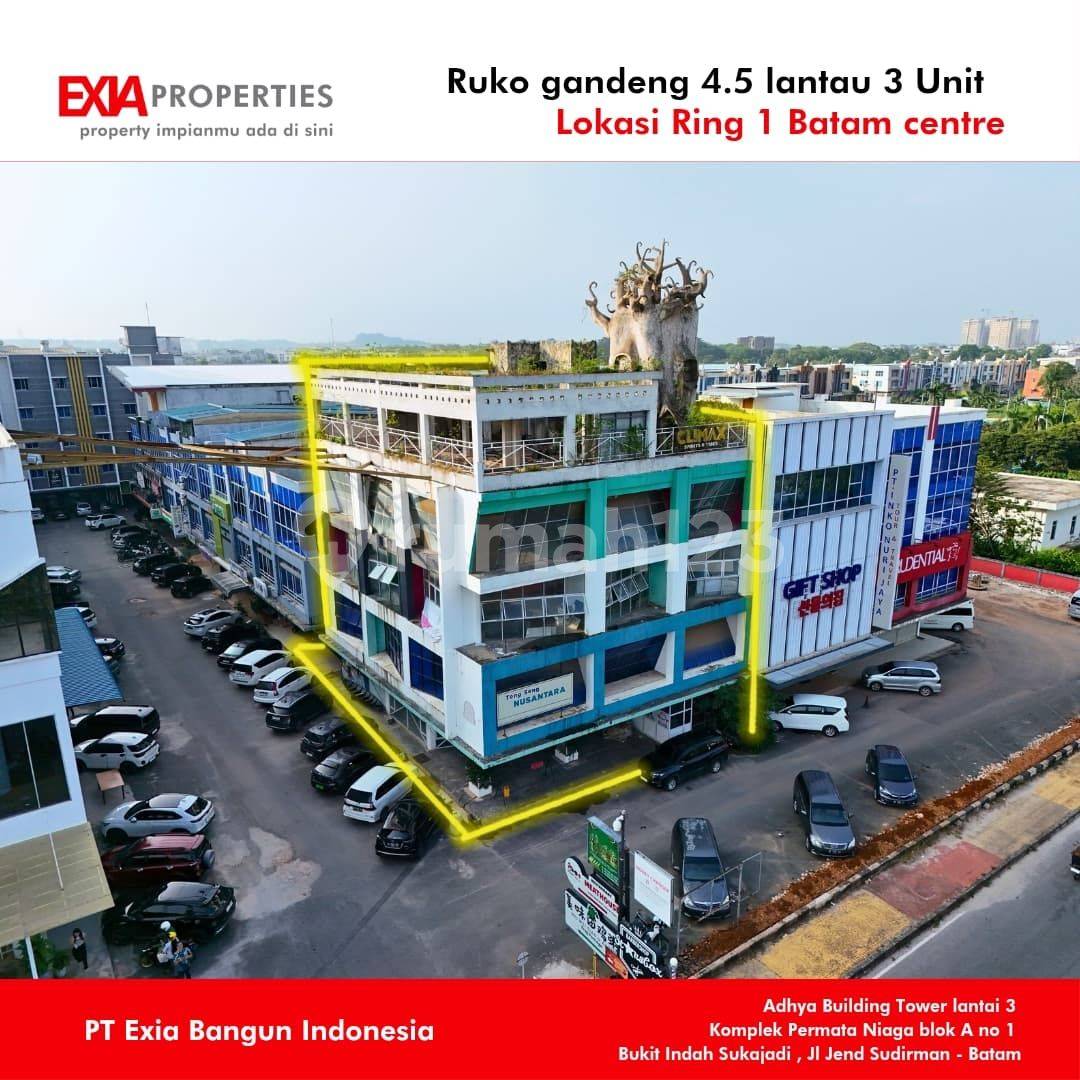 3 Connected Shop Houses, 4.5 Floors, Strategic Batam Centre Location