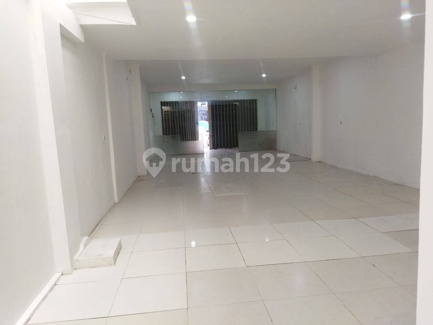 Commercial Space in Gardujati Area