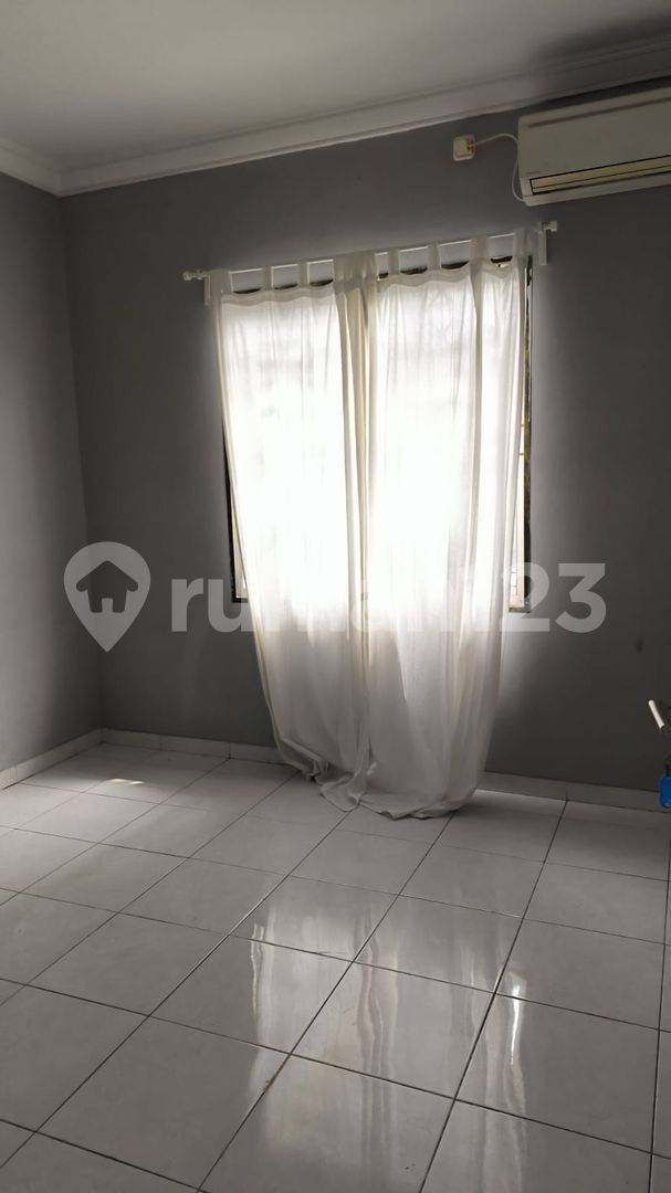 2-Story Property with Multiple Amenities