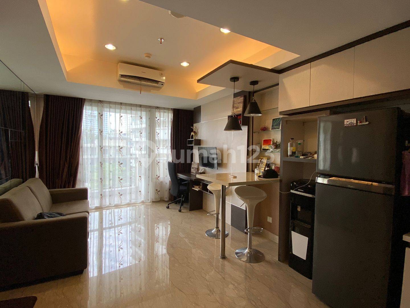 Affordable Fully Furnished Apartment at The Royale Springhill Residence