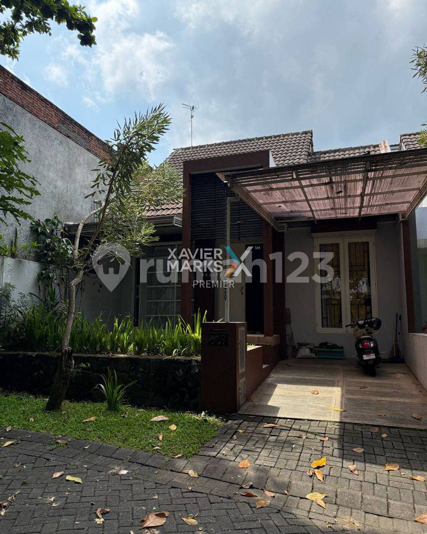 Минималистский дом в Riverside Housing, Блимбинг, город Маланг