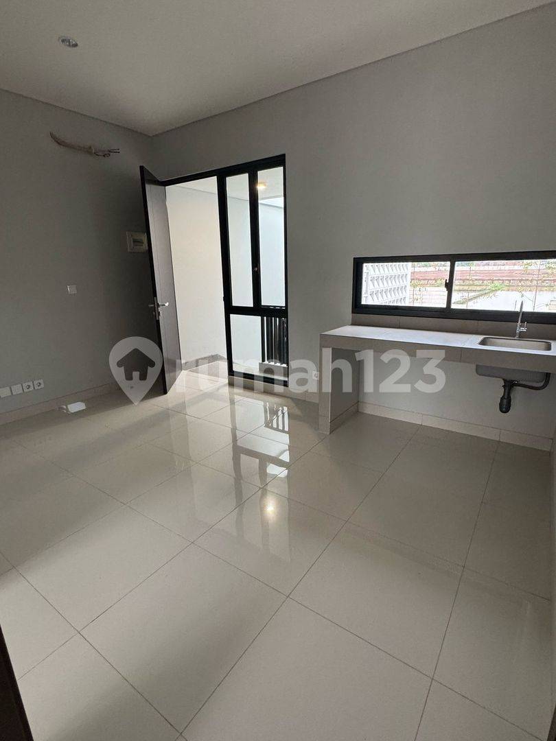 Comfortable 2-Bedroom House Ready to Move In at Podomoro Sadyagriya