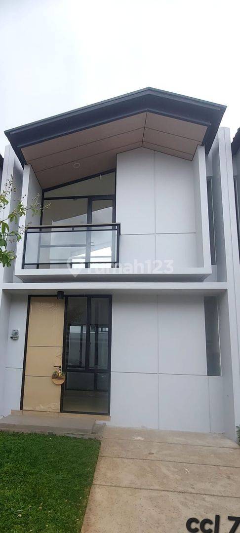 Unfurnished 2-Bedroom House in Cendana Clover Karawaci