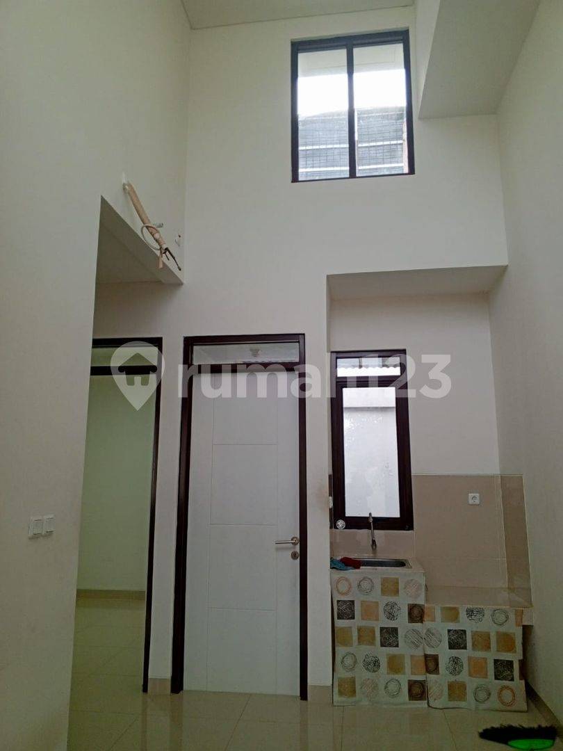 Di Sewakan Rumah Di Cluster Vialle Citra Raya