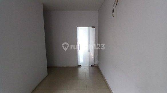 4-Story Commercial Building/Shop House in Bulungan, Blok M - South Jakarta