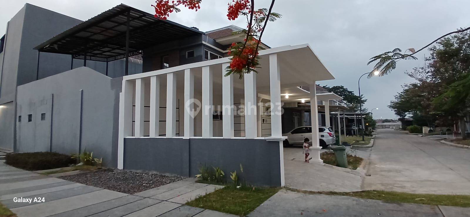2-Story House in Harjamukti: Peaceful, Strategic Location