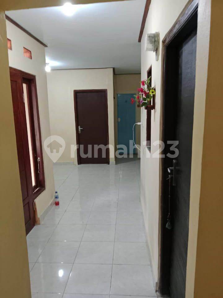 4 Bedroom House Near Airport, Quiet Location