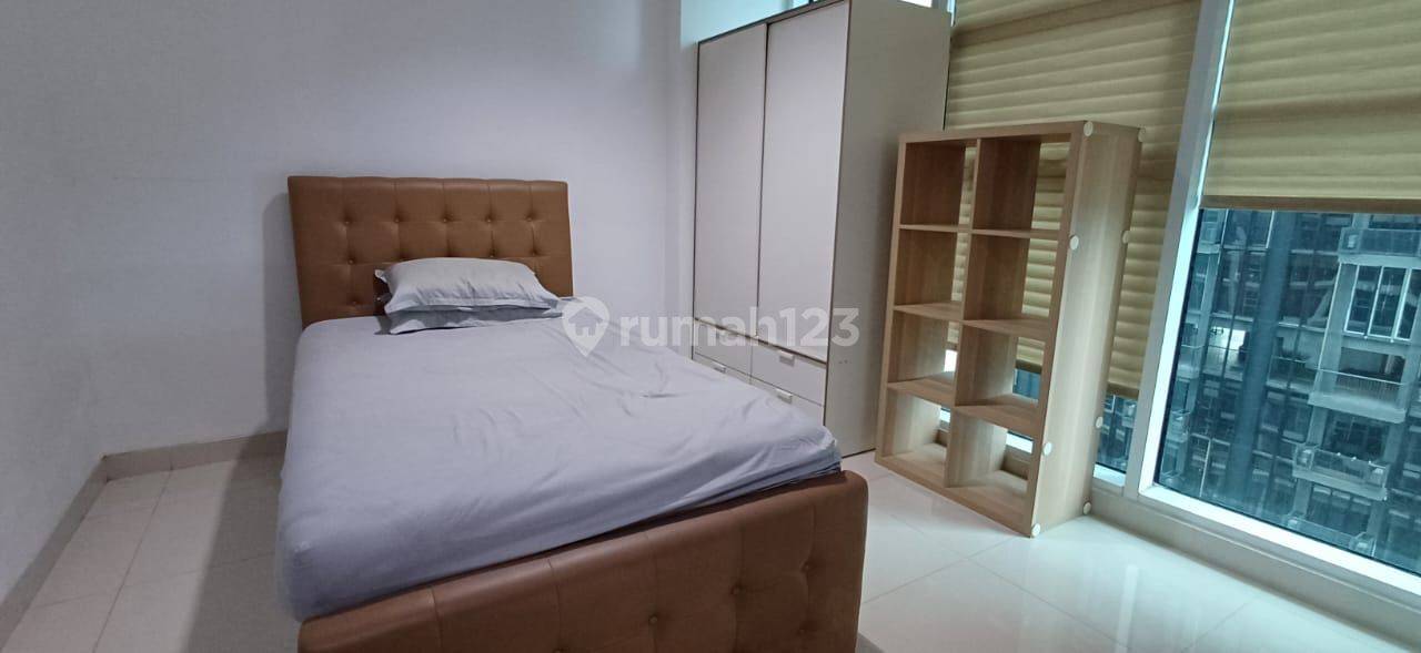 Brooklyn Apartment - Furnished, Strategic Location near Amenities