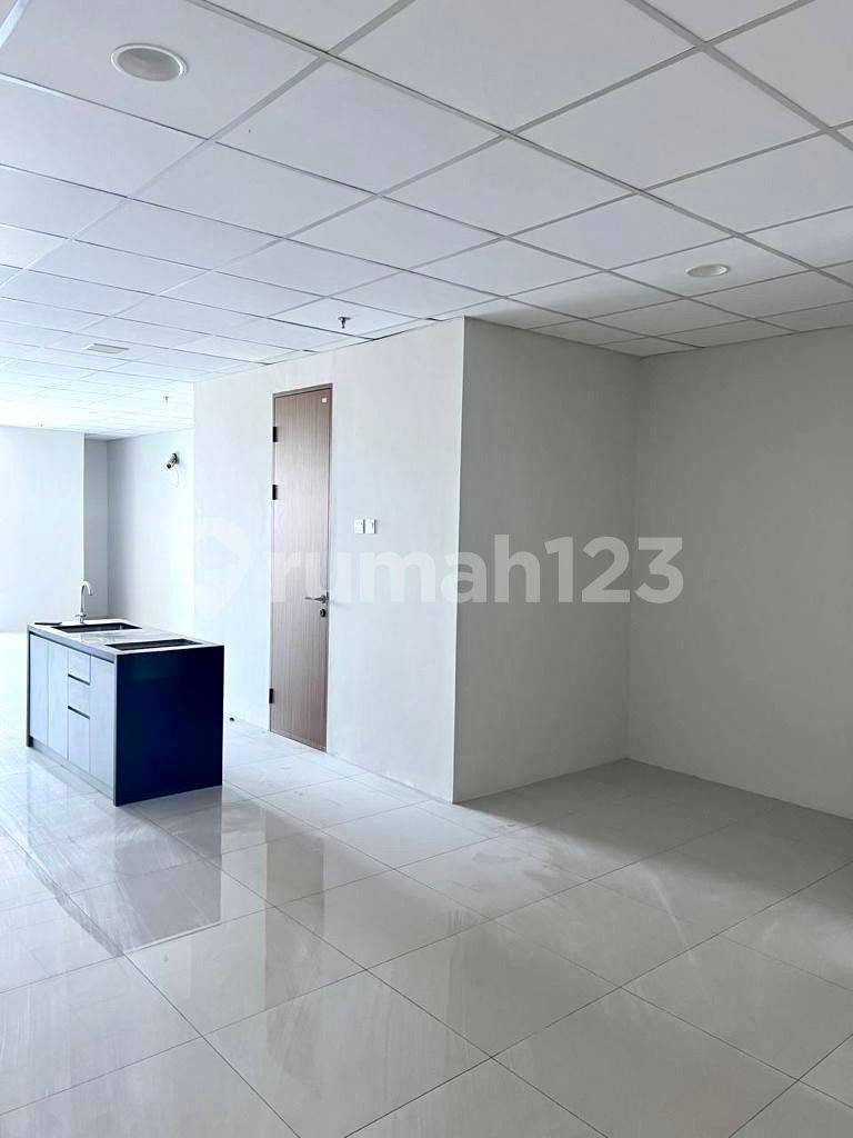 Studio Apartment with Modern Design and City View