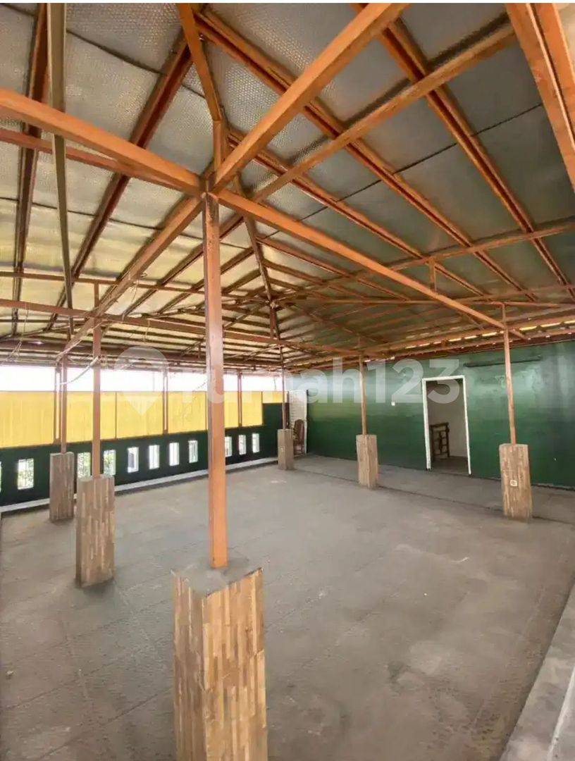 Unique Commercial Space on Mainroad Kopo - Ideal for Culinary Business/Cafe
