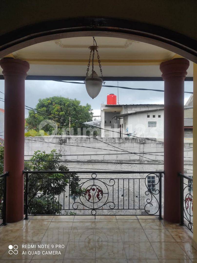 Nice house, ready to live in, flood-free in Bintaro