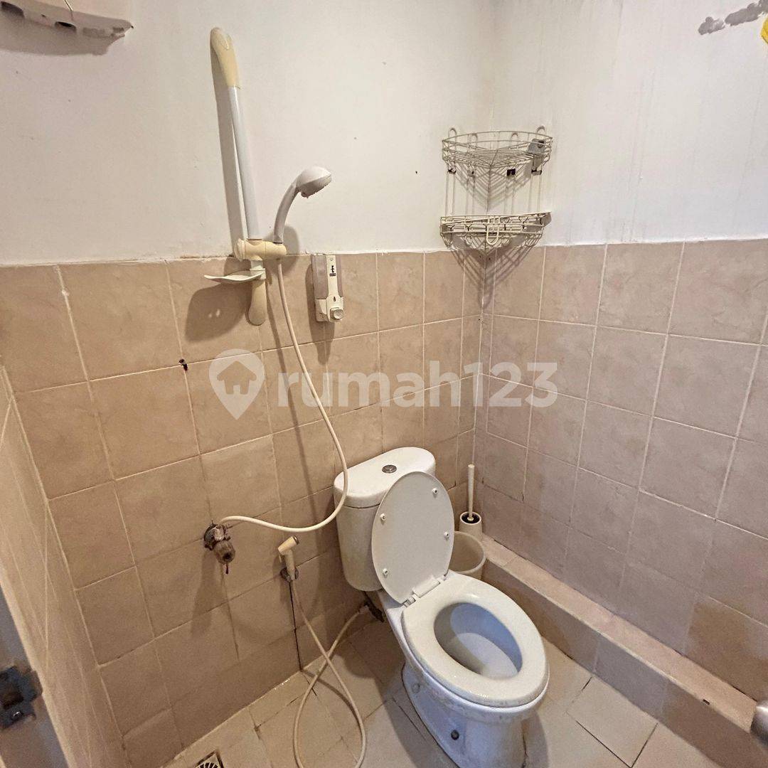 Greenbay Apartemen 2 Bedroom Fully Furnished