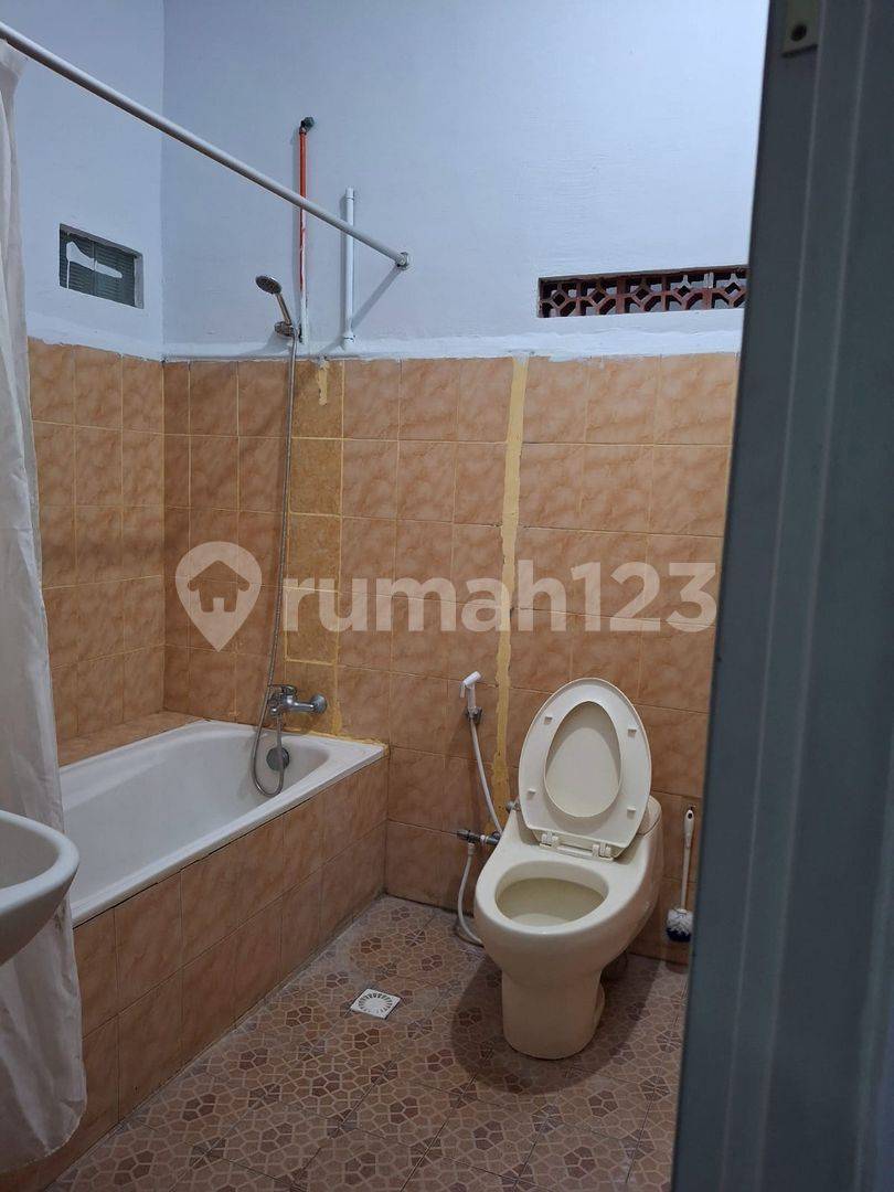 1.5 Story House in Strategic Location - Sidakarya, South Denpasar