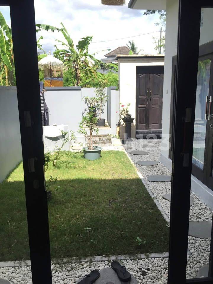 Spacious 2-Bedroom Property with Garden and Garage