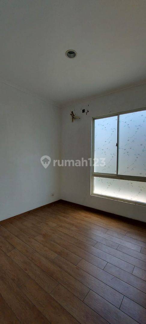 Алам Сутерадағы заманауи 2 қабатты үй, толық жабдықталған