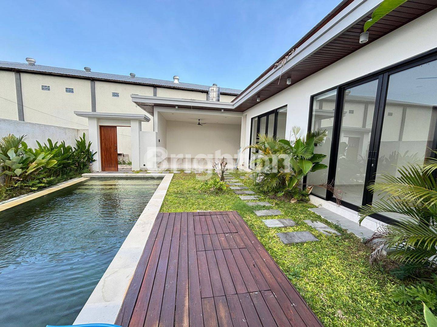 2BR Seseh Beach Villa with Private Pool near Beach