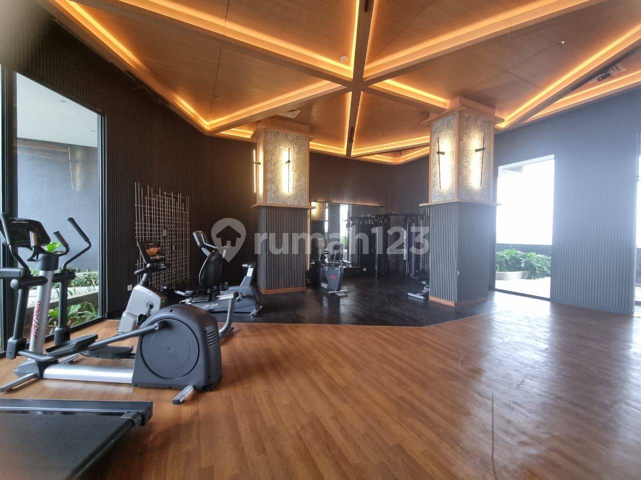Studio Apartment at Collins Boulevard - Fully Furnished