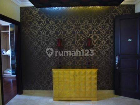Permata Hijau, Оңтүстік Джакартадағы Bellezza пәтері - 2+1 жаттық бөлмесі толық жиһазданған