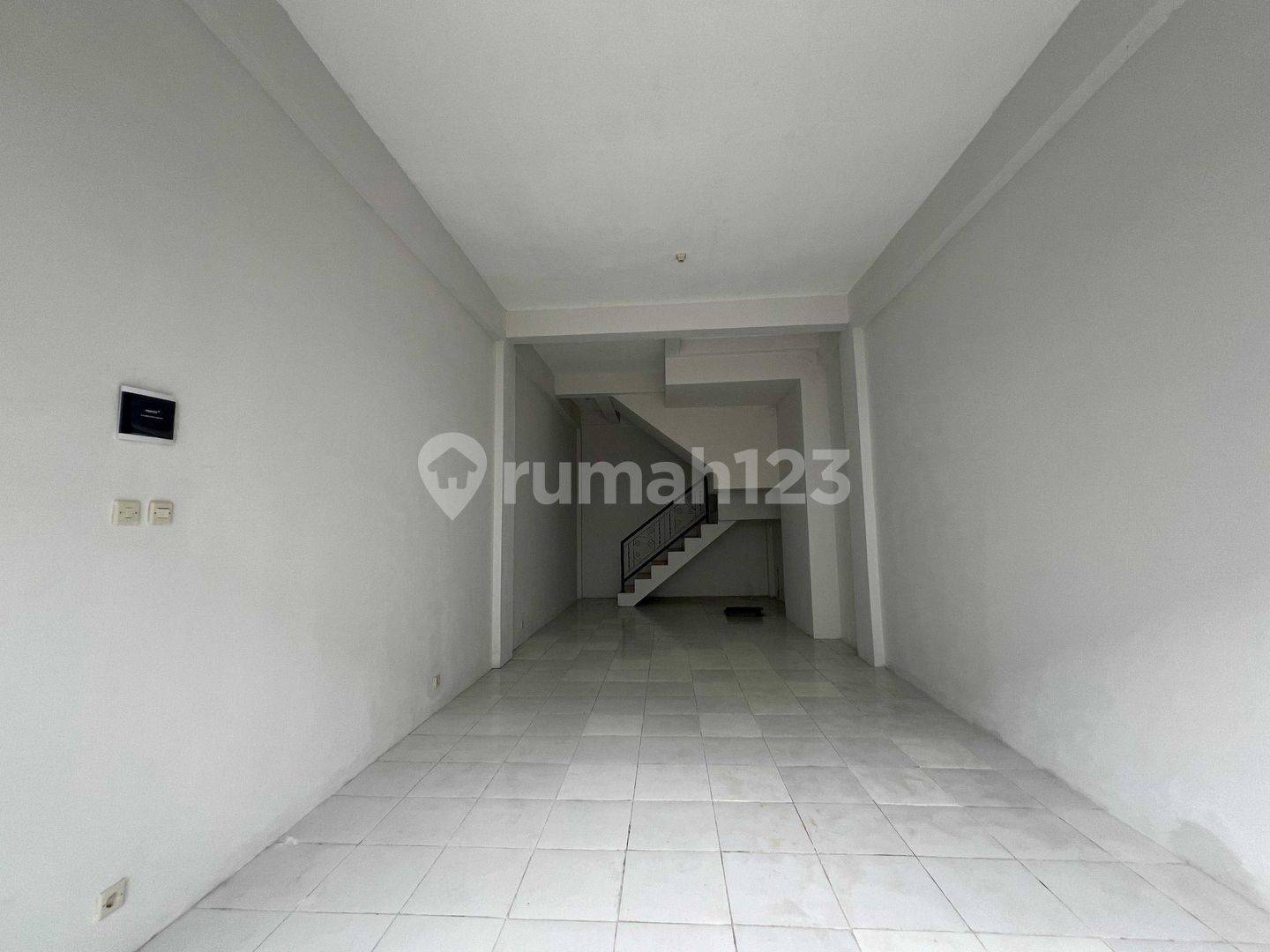 Commercial Area with Parking - Ruko Royal Palace Sidoarjo