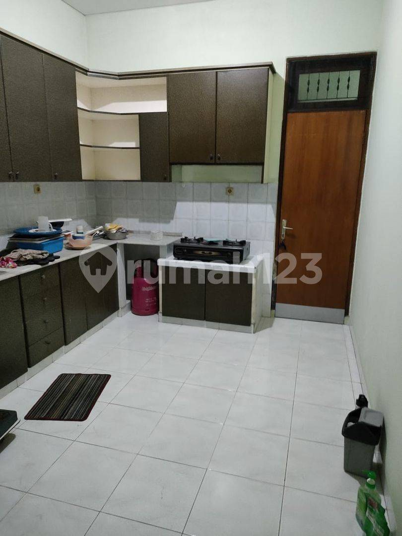 3-Bedroom Semi-Furnished House with Amenities