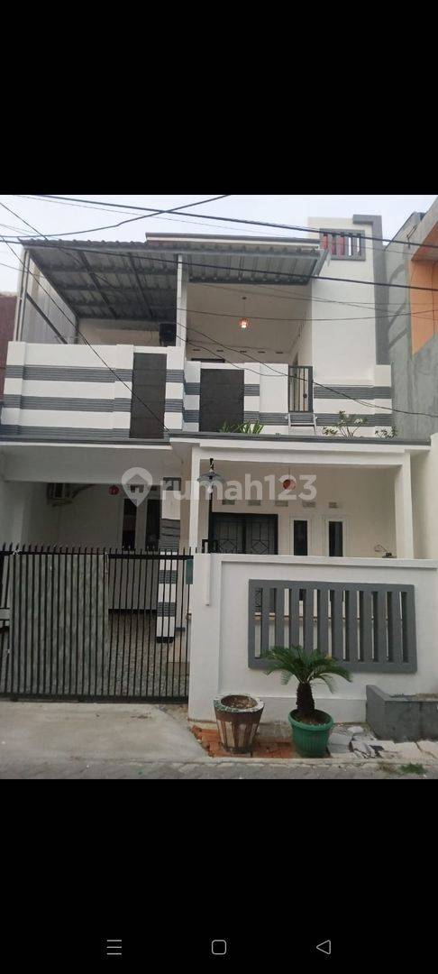 Strategically Located 3-Story House in Harapan Indah Bekasi