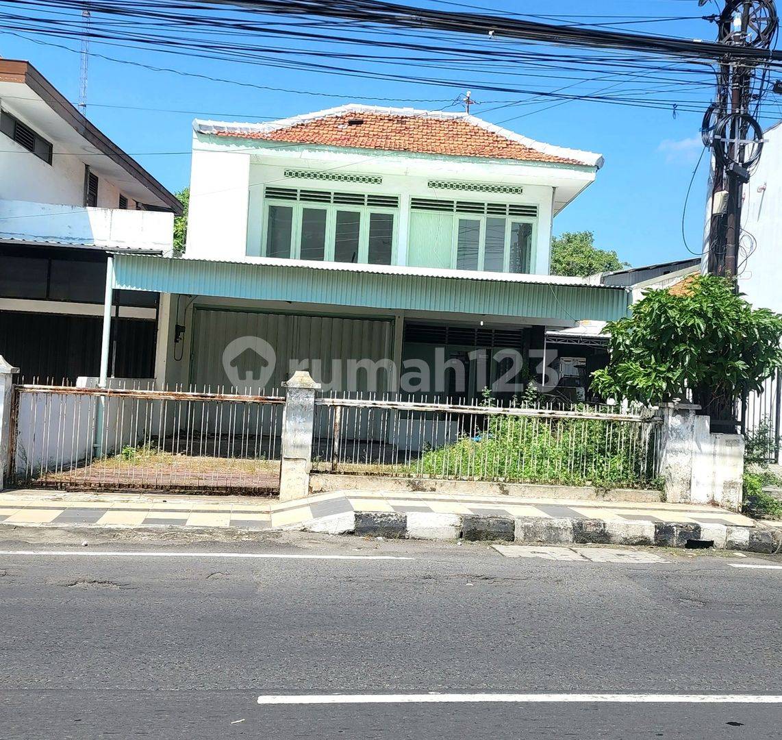 Business-Ready House Near Airport and Market