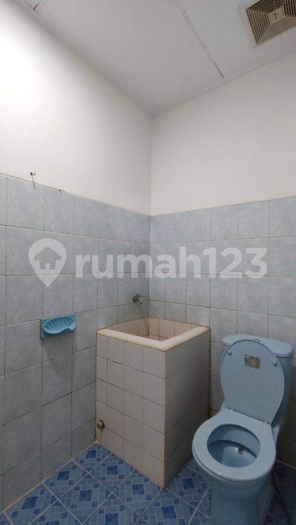 Property near Tarakanita School with Spacious Rooms