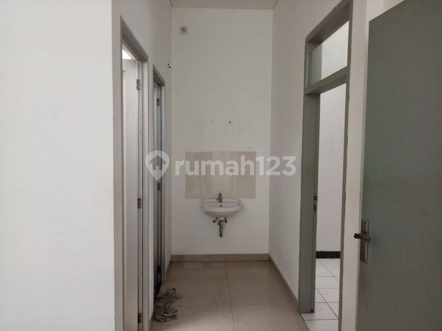 Taman Kopo Indah 1 House Rental