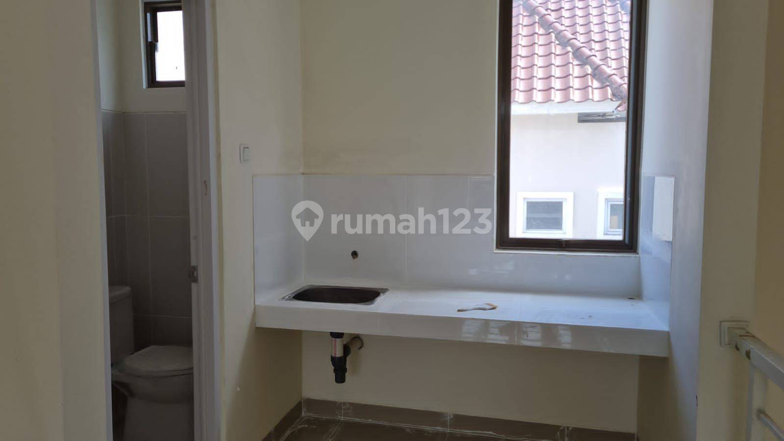 Ruko Latigo Square - Commercial Property in Gading Serpong