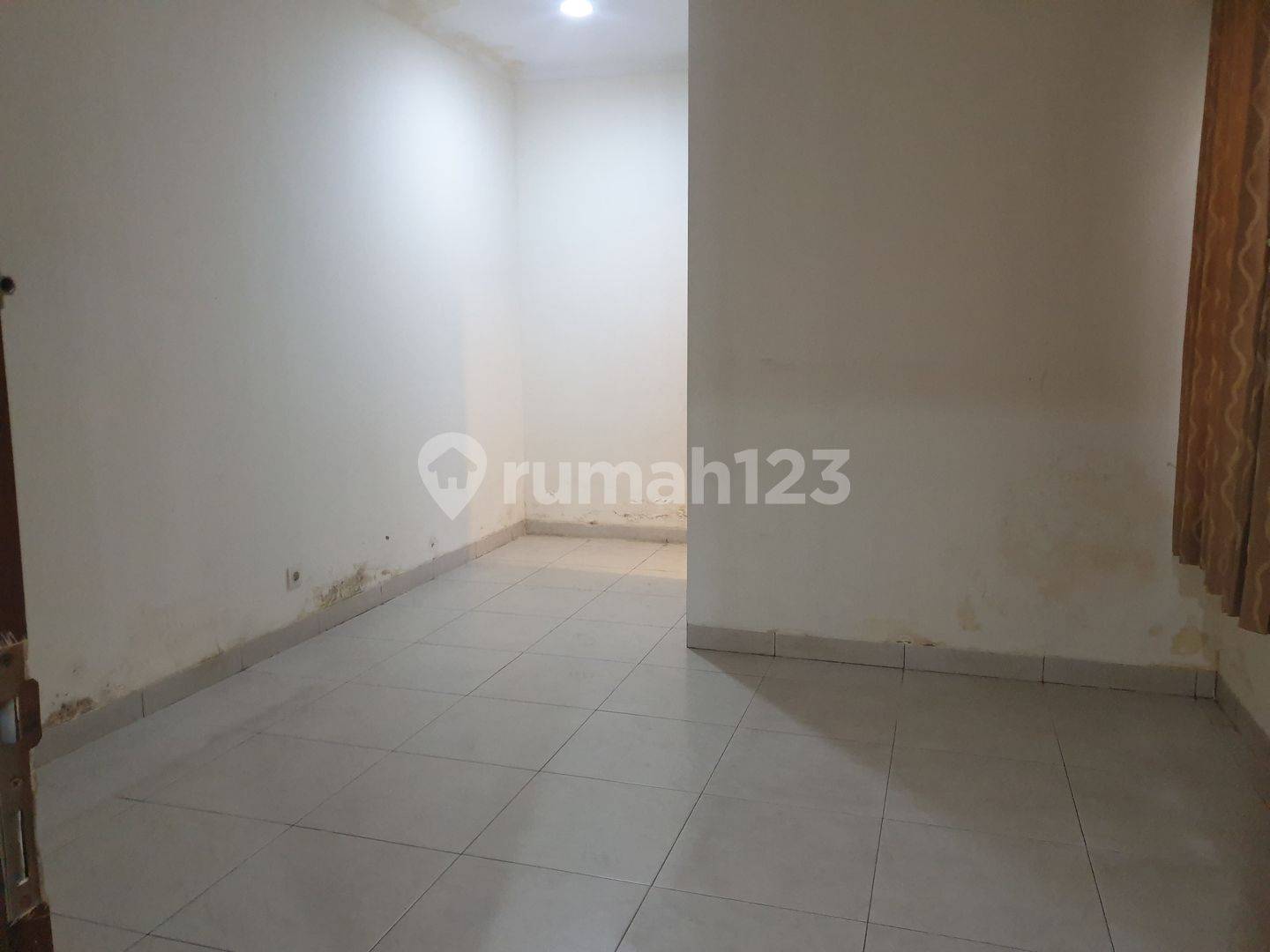 Strategic Location Rental at The Icon BSD City Near AEON Mall