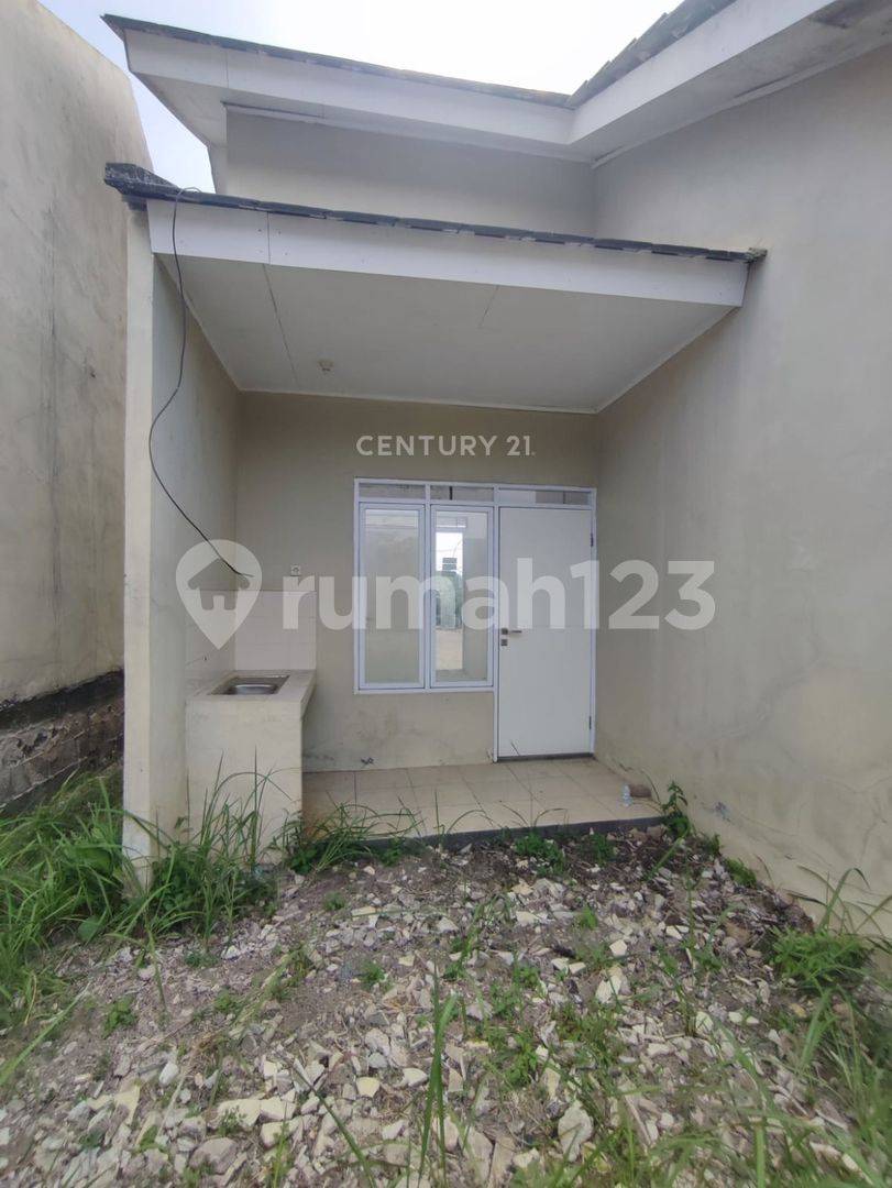 Дом в Citra Indah City, Джонггол, Богор - 2 спальни, компактная недвижимость