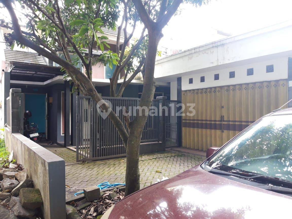 Fully Furnished House in Malang with 3 Bedrooms