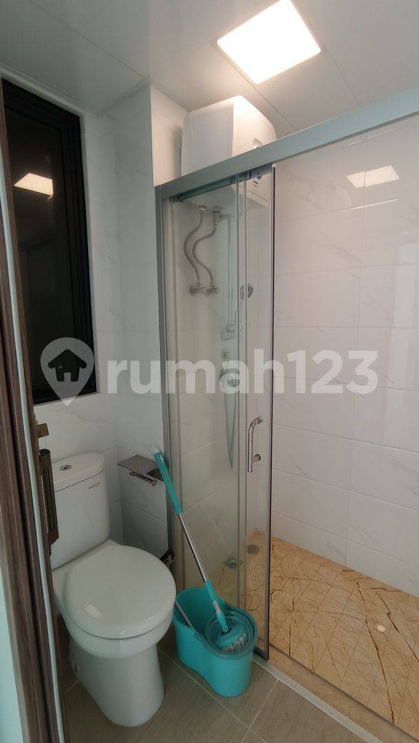 Sky House, BSD-тегі сәулетті 2 жуынатын пәтер
