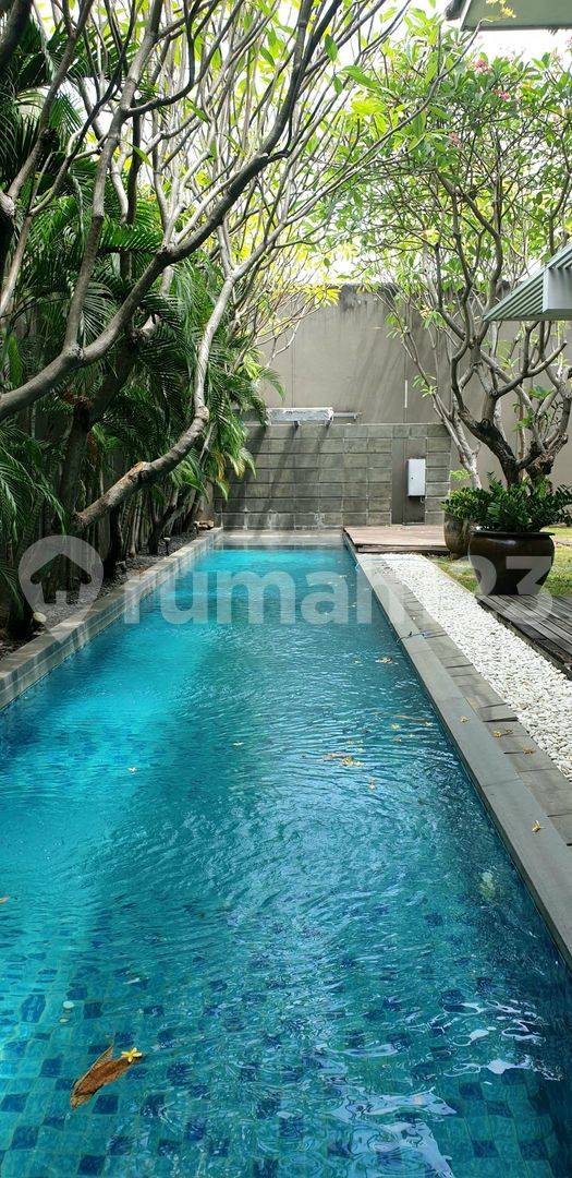 Luxury 2-Bedroom Villa with Pool and Garden