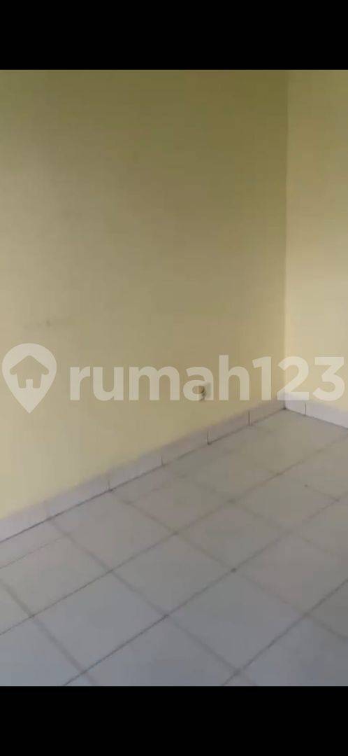 Spacious 3-Bedroom House in Fajar Raya Estate, Cimahi