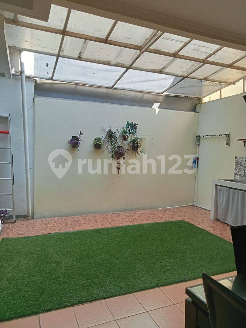 Well-Maintained Beautiful House in Kota Baru Parahyangan
