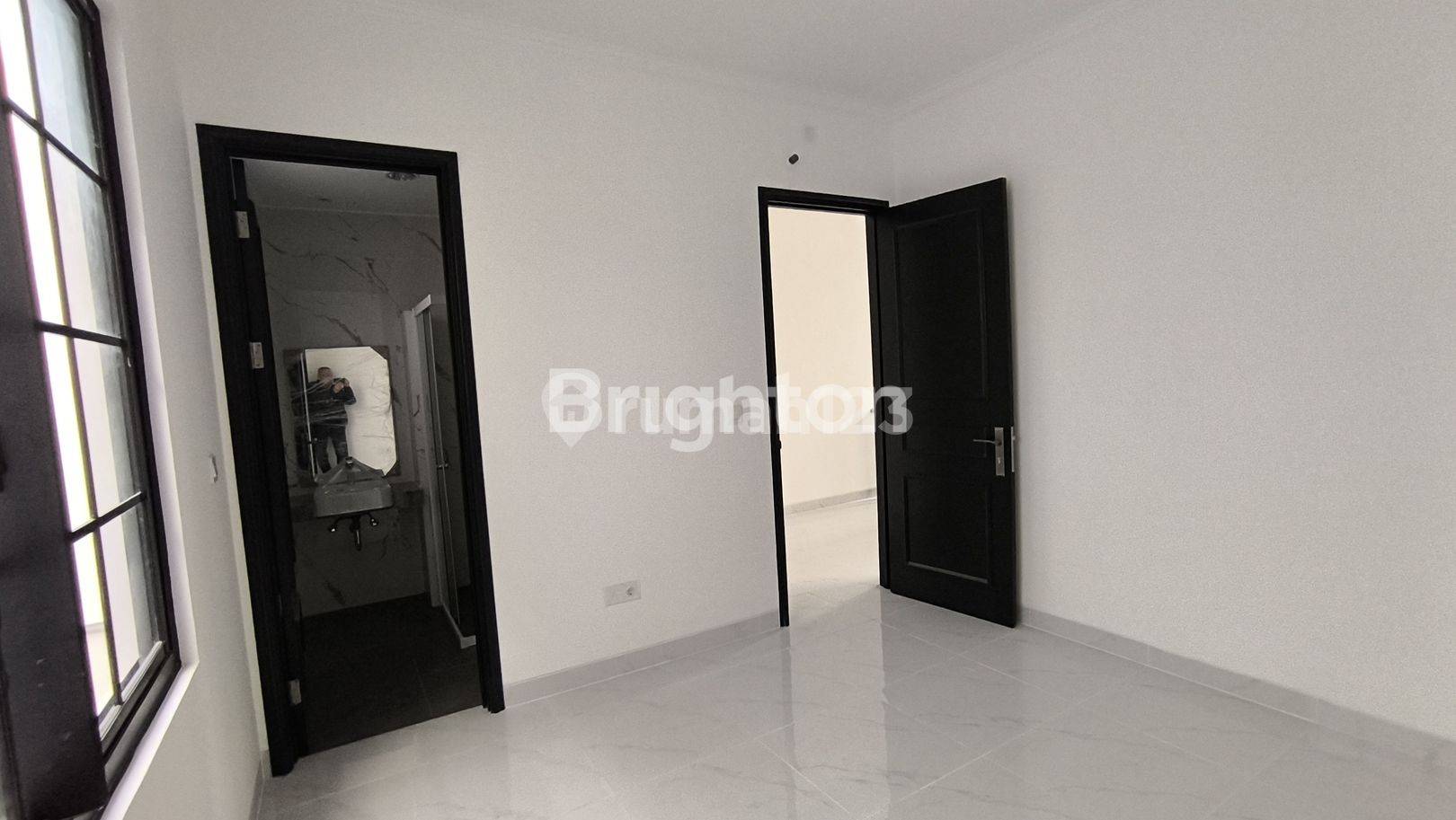 New Brand Villa in Pasir Putih, PIK 2 Tangerang