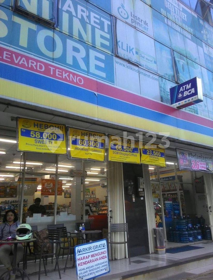 2 соединенных магазинных дома на бульваре Tekno, BSD - бывший Indomaret