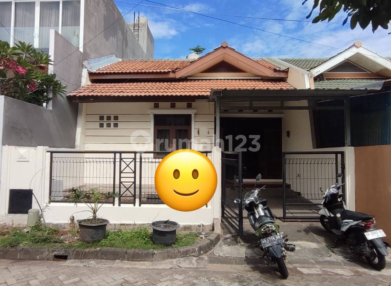 1-Floor House in Griya Permata Tangerang with 2+1 Bedrooms