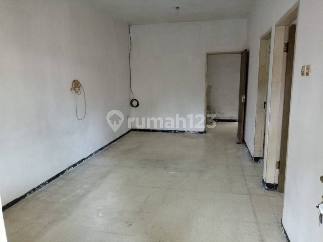 1-story house 5 bedrooms 1 km Unfurnished Near Rst Soepraun Auto2000 Sukun
