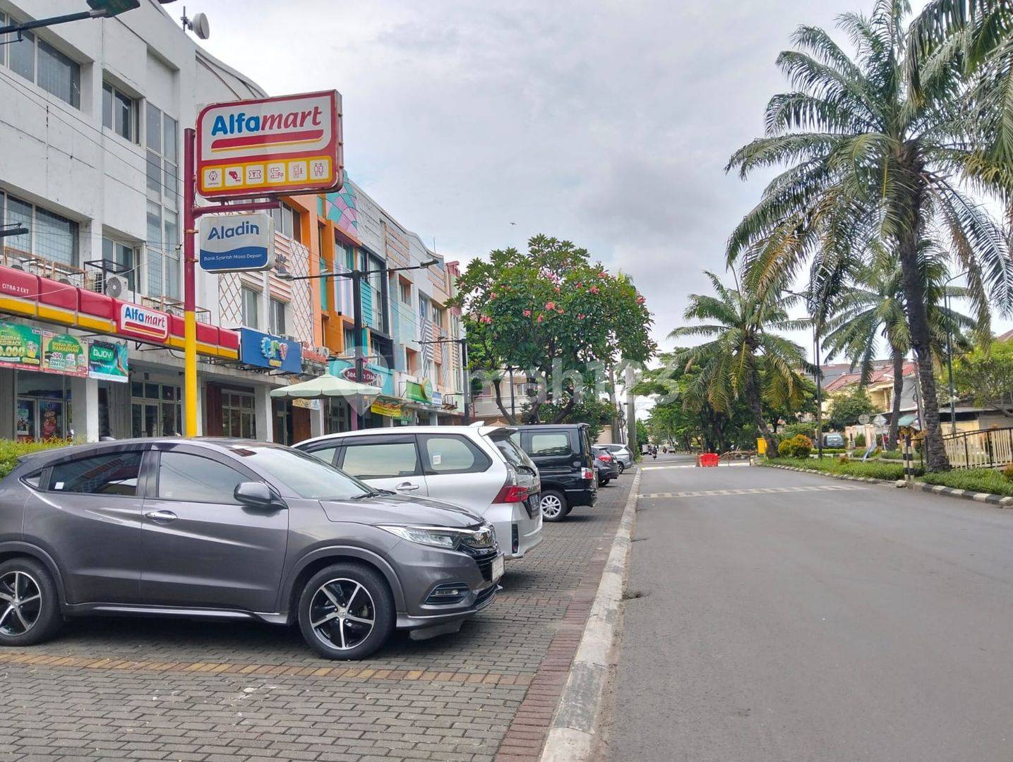 RuKo Citra 2 Ext - 3 Story Commercial Property near Alfamart