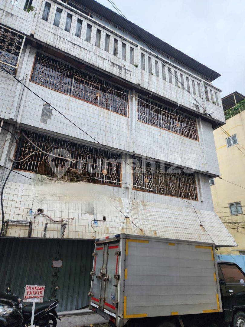 3-Connected Shop House at Teluk Mas - Teluk Gong