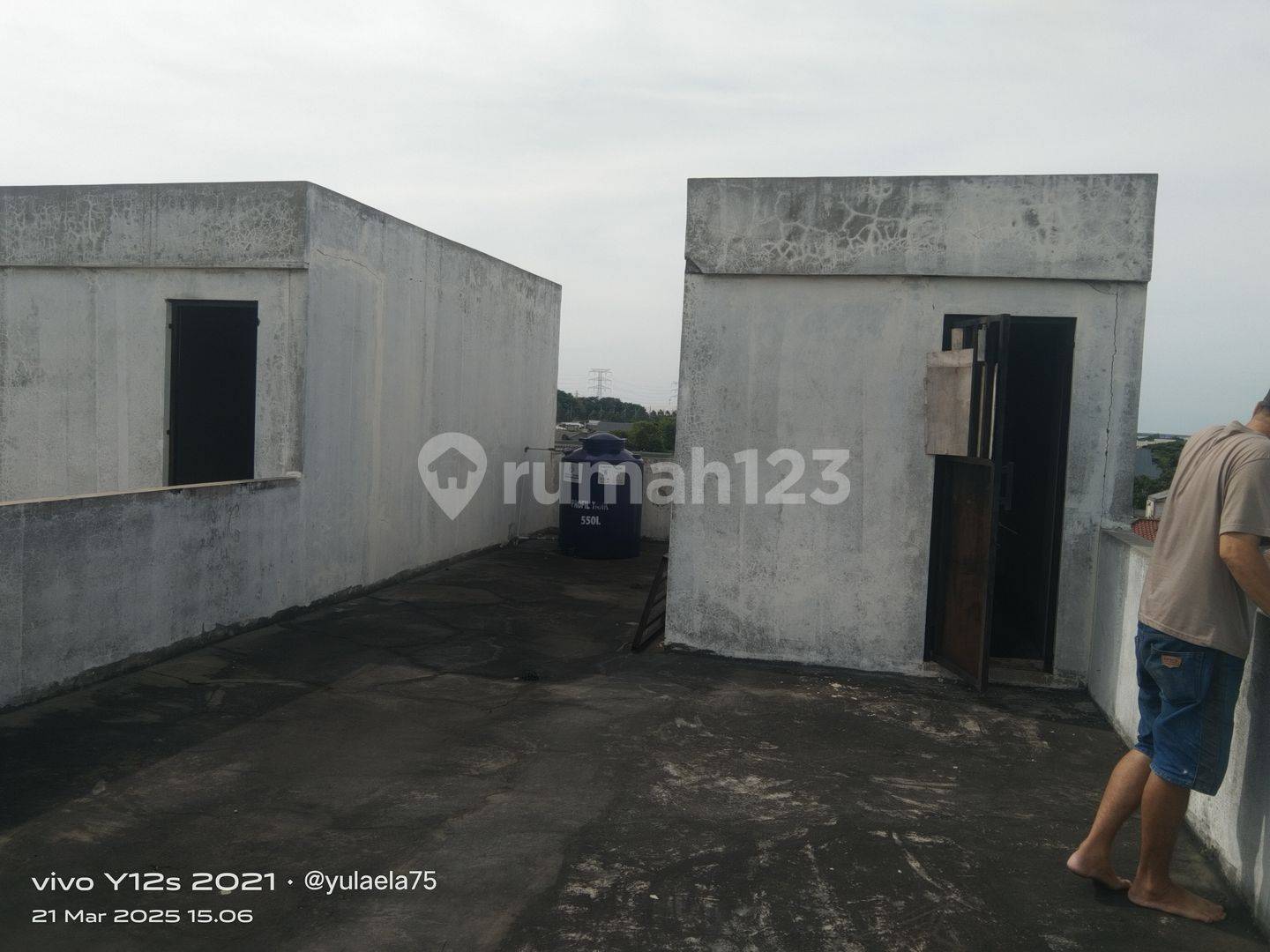 Ruko for Rent in Daan Mogot, West Jakarta - Strategic Location