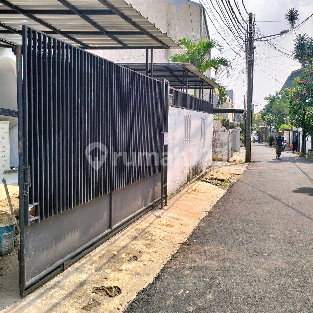 Готовое к заселению жилье рядом с Pondok Indah Mall и Blok M