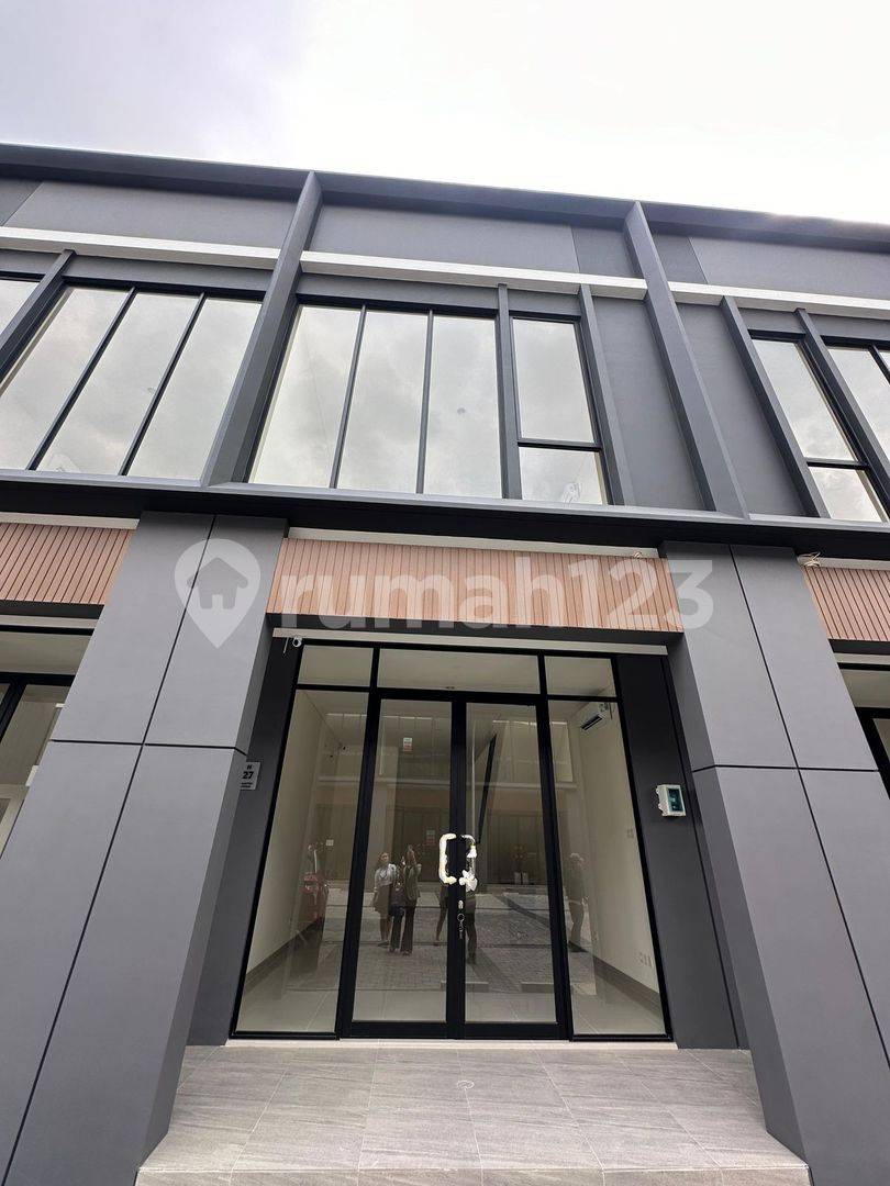 Ruko Hampton Avenue @ Manhattan District: 2-Story Commercial Space